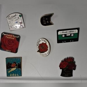 Pin Lot - 7 Items